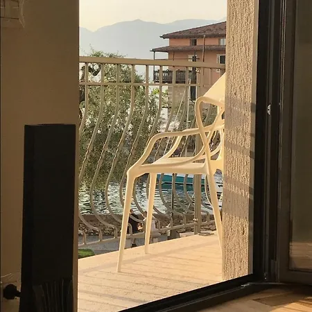 La Castellana * Torri Del Benaco