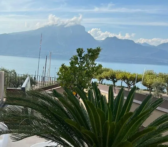 La Castellana * Torri Del Benaco